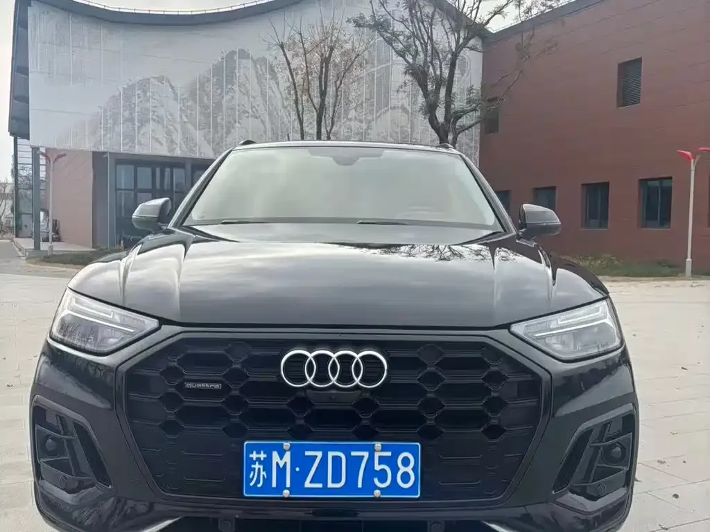 Audi Q5L 2022 из CN, фото 1