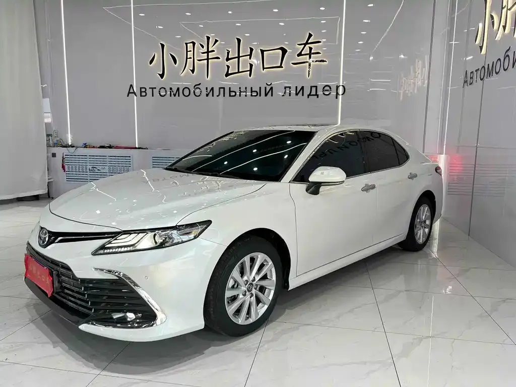 Toyota Camry 2022 из CN, фото 1