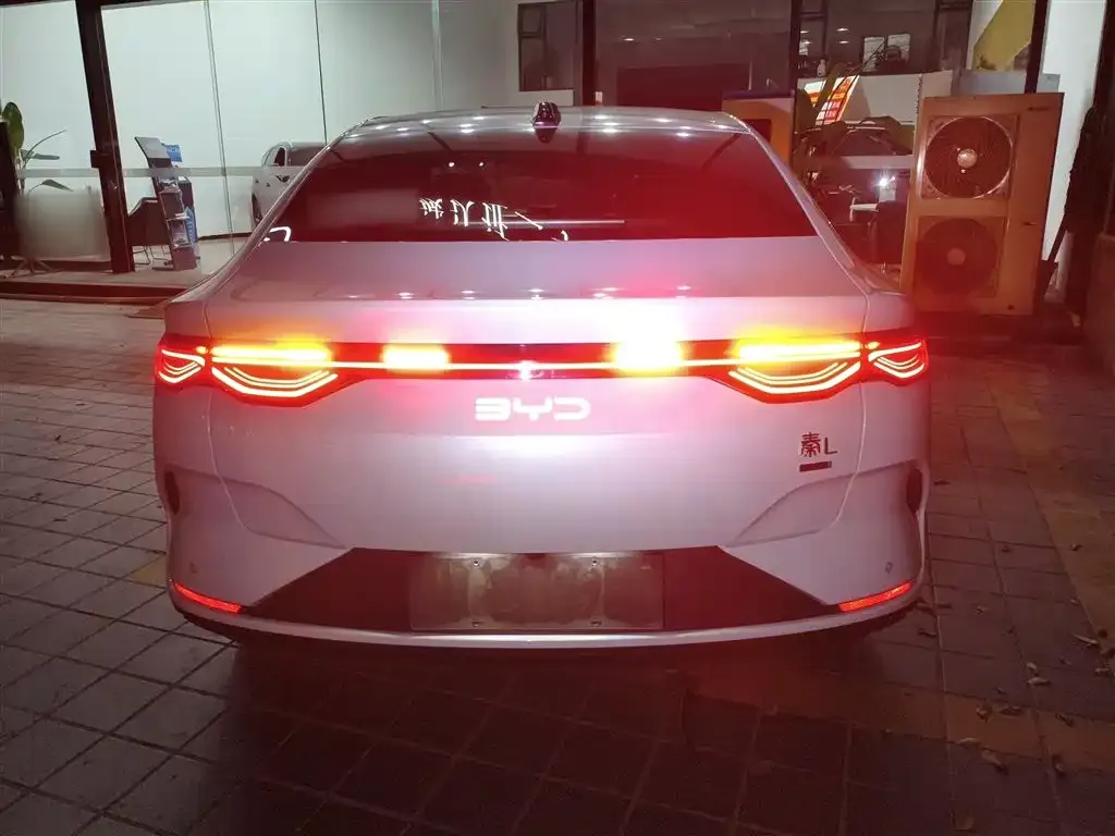 BYD Qin L 2025 из CN, фото 6
