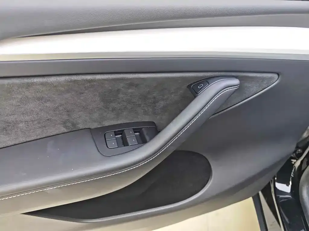 Tesla Model Y 2021 из CN, фото 10