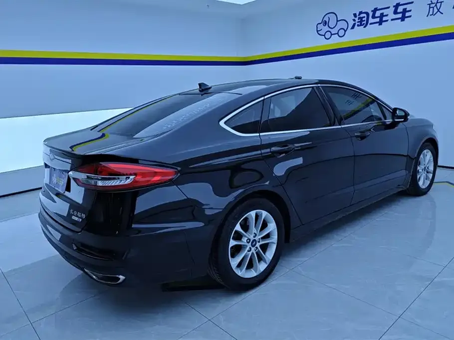 Ford Mondeo 2021 из CN, фото 3