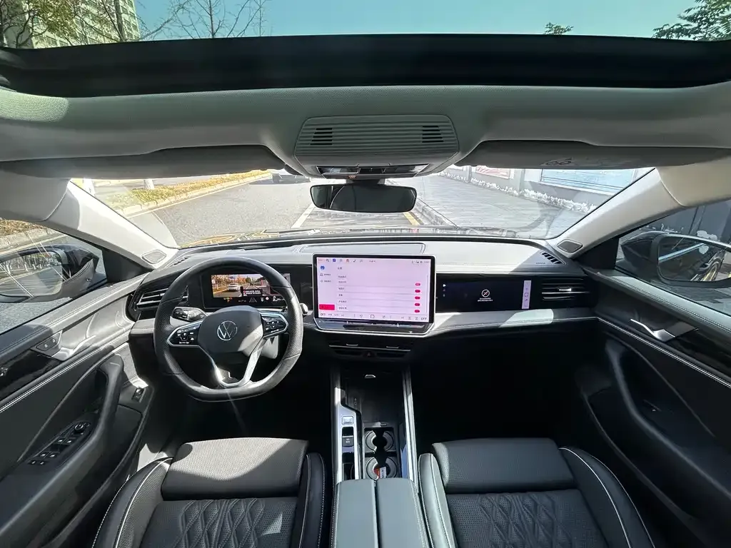 Volkswagen Magotan 2024 из CN, фото 7