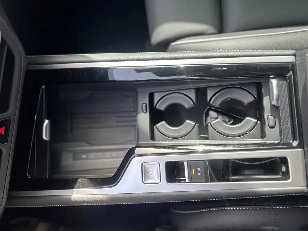 Volkswagen Magotan 2024 из CN, фото 9