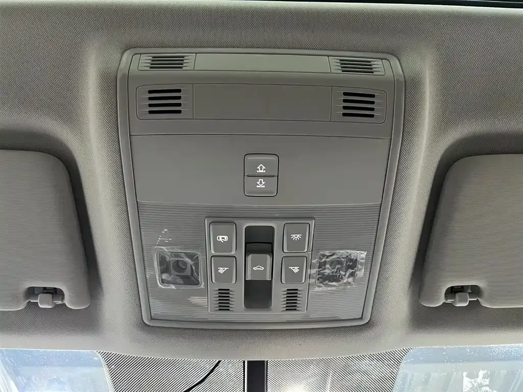 Volkswagen Tharu 2021 из CN, фото 8