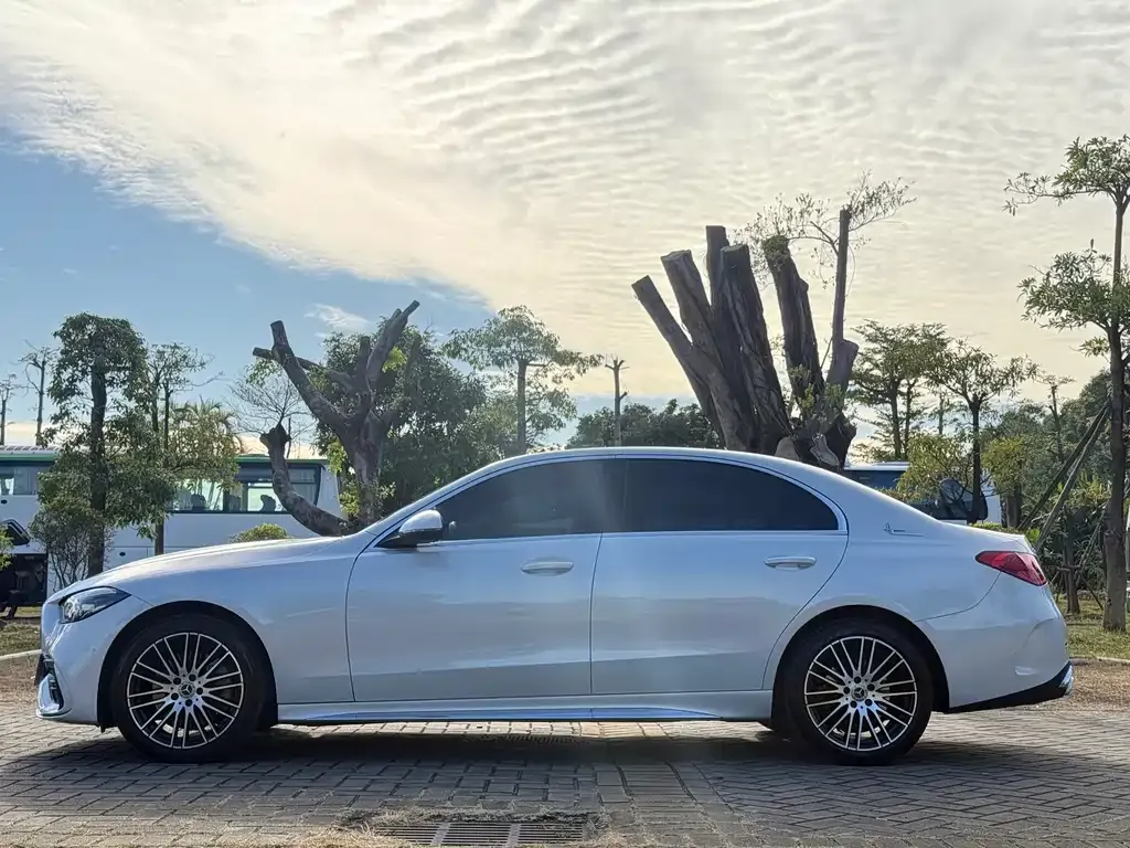 Mercedes-Benz C-Class 2023 из CN, фото 5