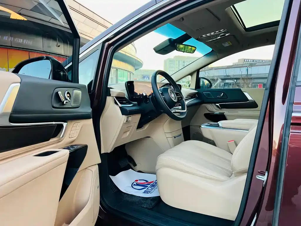 Buick Century 2024 из CN, фото 6