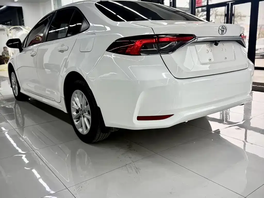 Toyota Corolla 2021 из CN, фото 4
