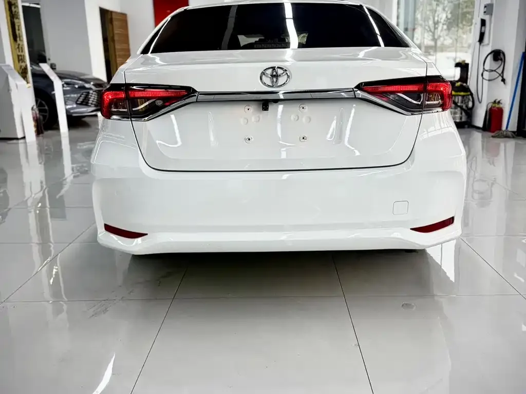 Toyota Corolla 2021 из CN, фото 5