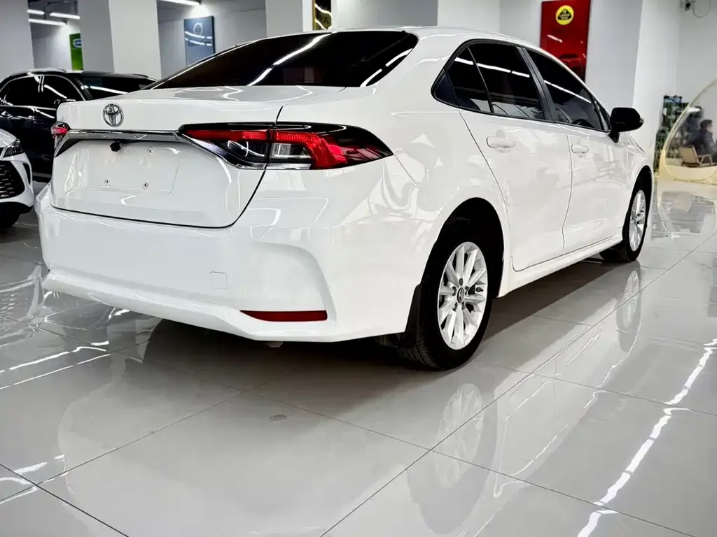 Toyota Corolla 2021 из CN, фото 6