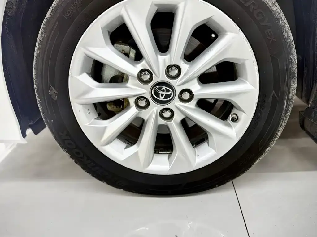 Toyota Corolla 2021 из CN, фото 9