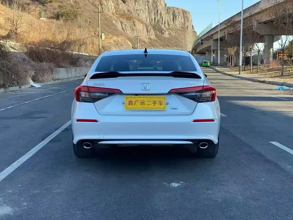 Honda Civic — фото 5
