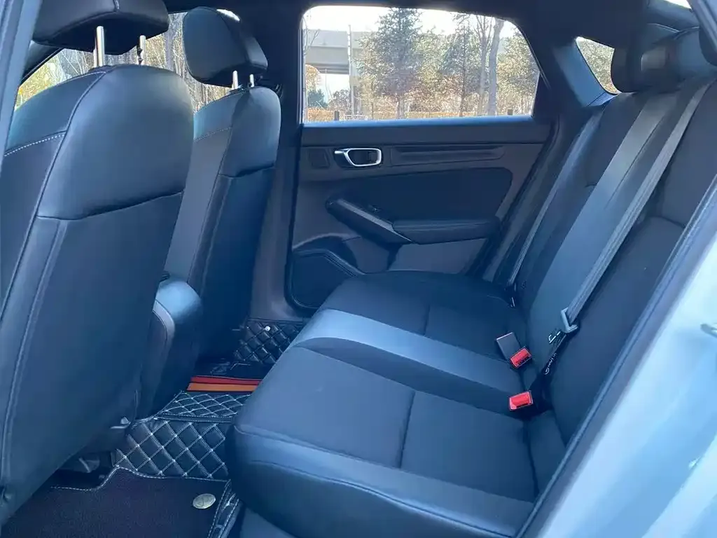 Honda Civic — фото 8