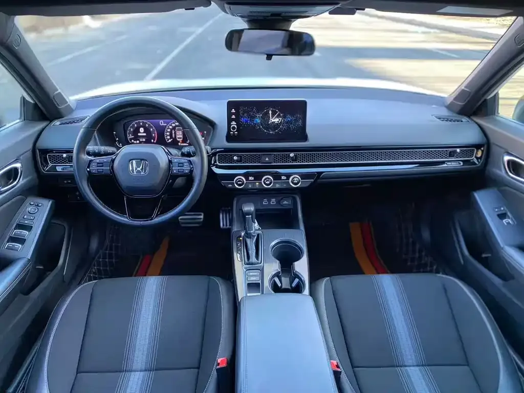 Honda Civic — фото 9