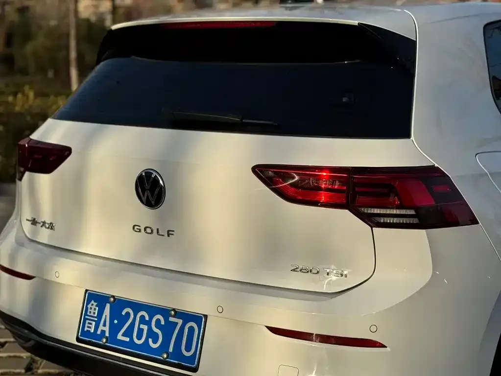 Volkswagen Golf 2022 из CN, фото 10