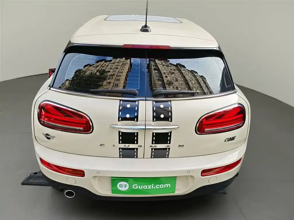 MINI Clubman — фото 6