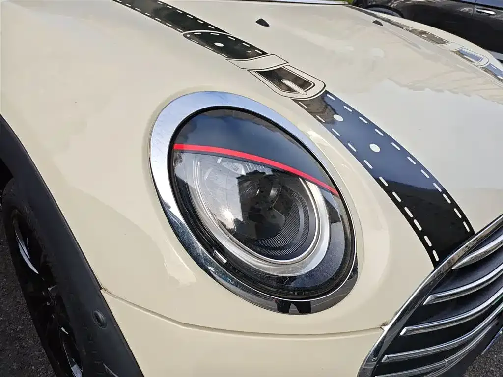 MINI Clubman — фото 8