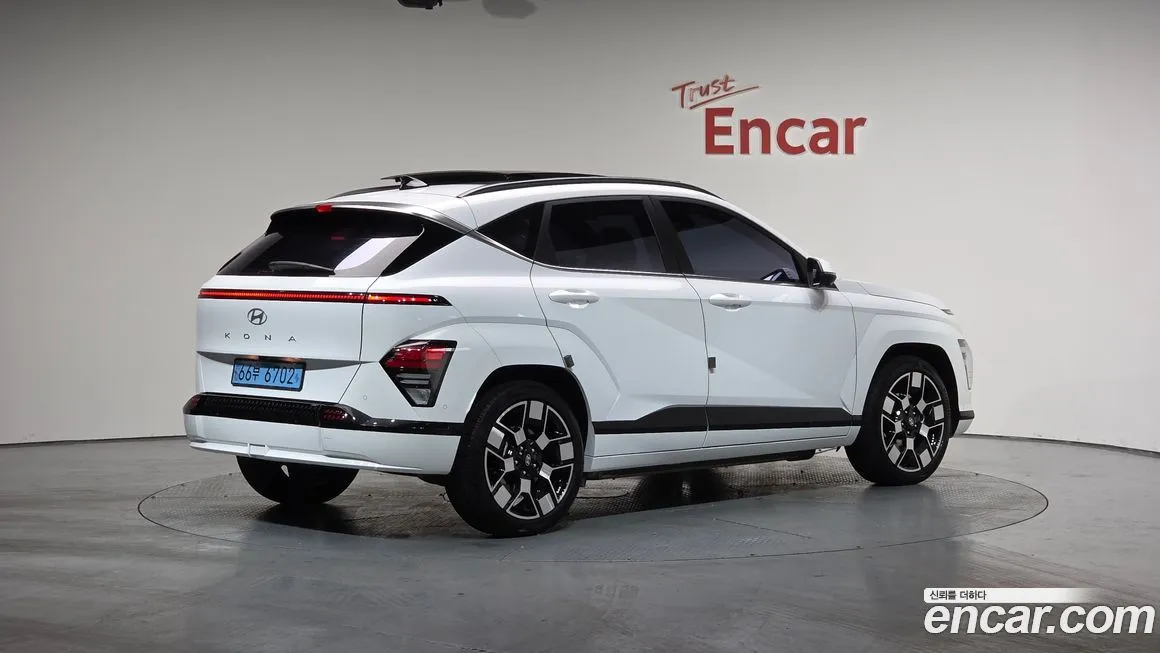 Hyundai Kona 2023 из KR, фото 2