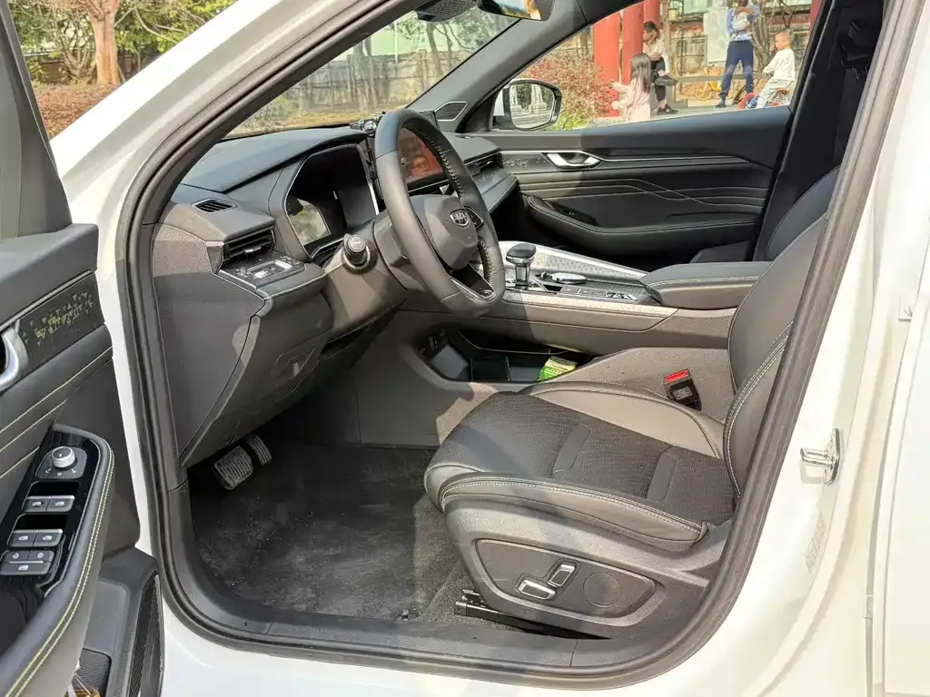 Geely Xingrui 2023 из CN, фото 4