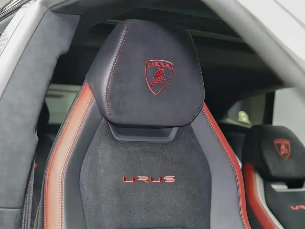 Lamborghini Urus — фото 6