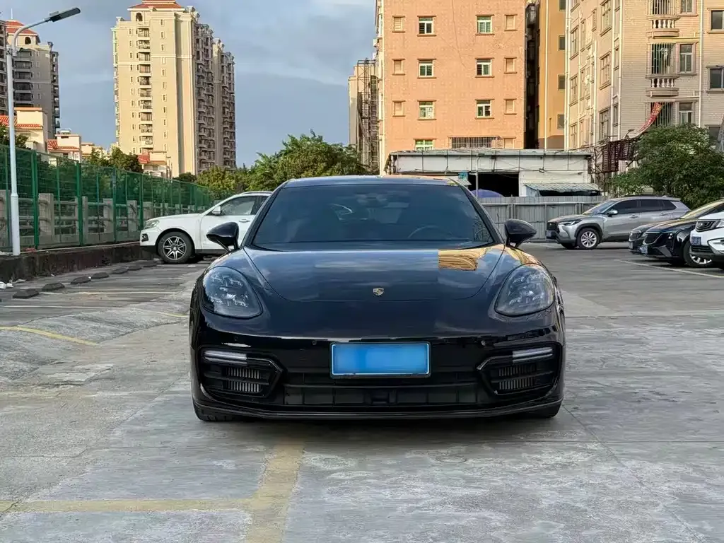 Porsche Panamera 2022 из CN, фото 2