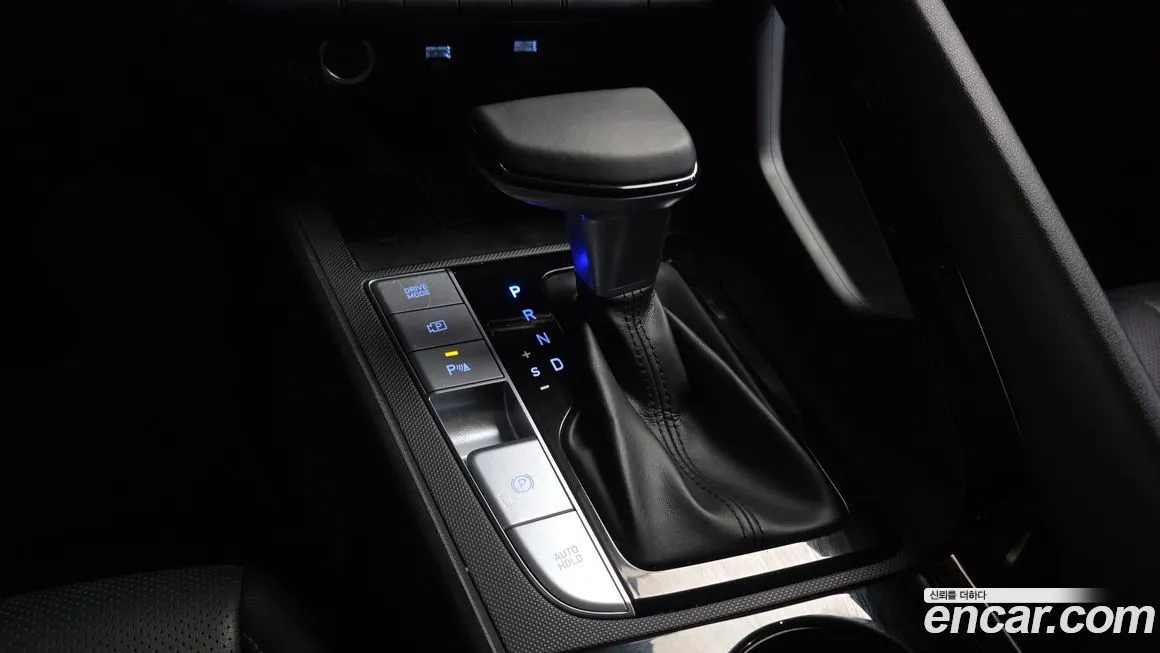 Hyundai AVANTE — фото 9