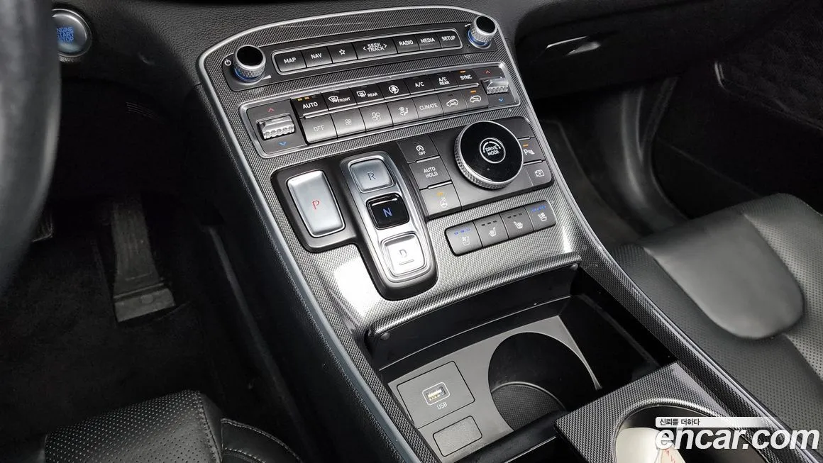 Hyundai Santafe — фото 9