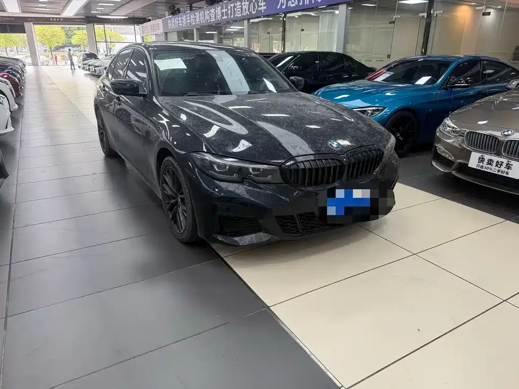 BMW 3 Series 2022 из CN, фото 3