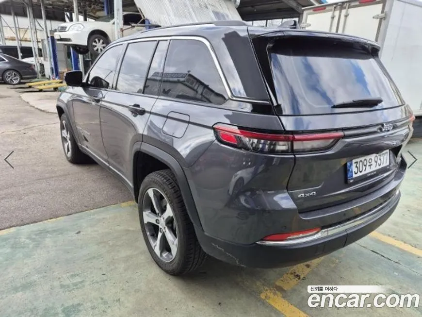 Jeep Cherokee — фото 3