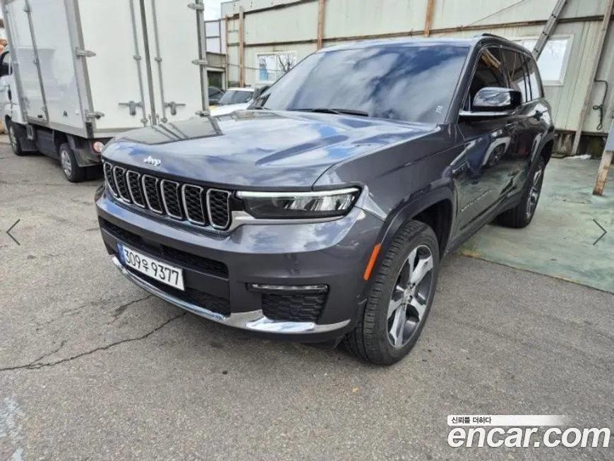 Jeep Cherokee — фото 1