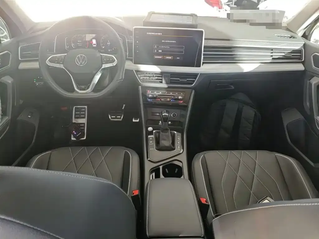 Volkswagen Tiguan L 2024 из CN, фото 10