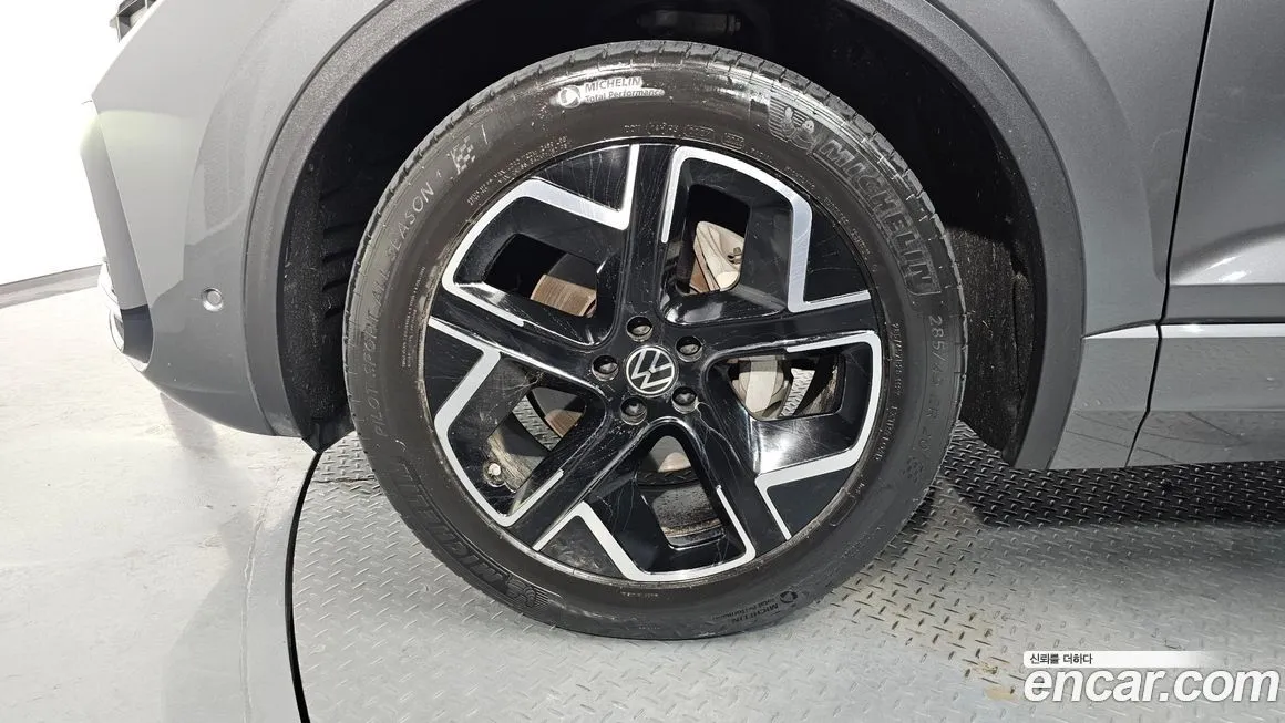 Volkswagen Touareg 2024 из KR, фото 5