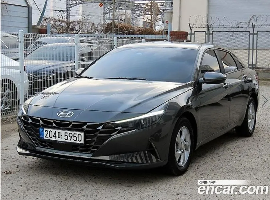 Hyundai AVANTE — фото 2