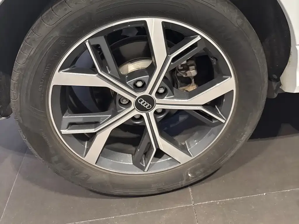 Audi Q3 Sportback 2021 из CN, фото 6