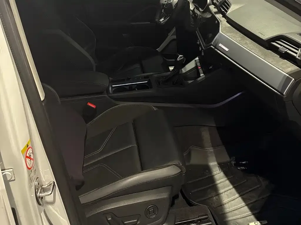 Audi Q3 Sportback 2021 из CN, фото 8