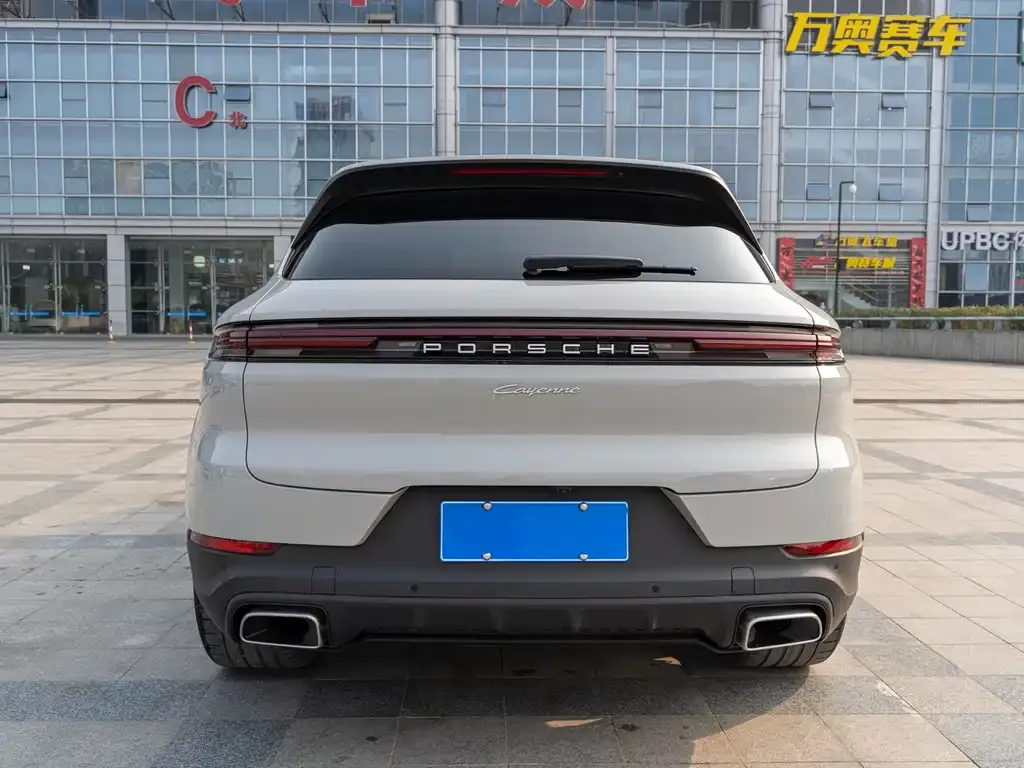 Porsche Cayenne 2024 из CN, фото 3