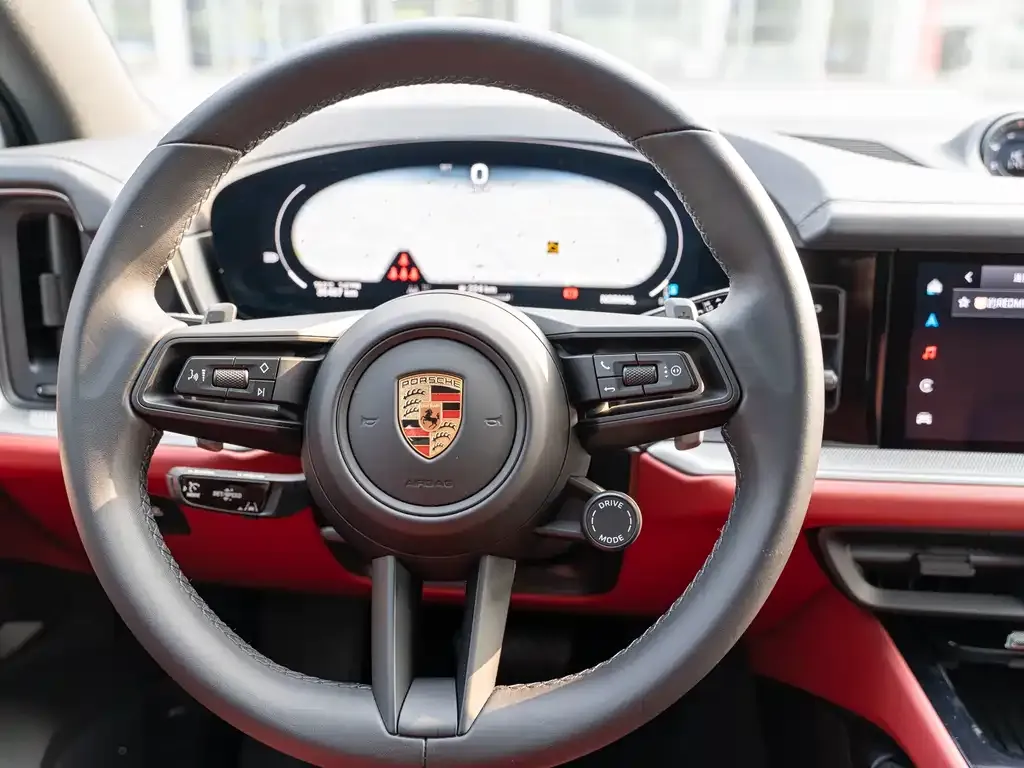 Porsche Cayenne 2024 из CN, фото 8