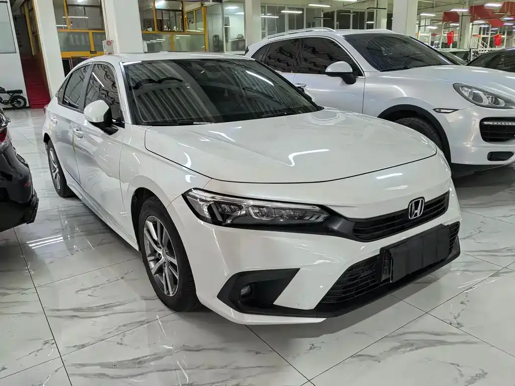 Honda Civic 2023 из CN, фото 3