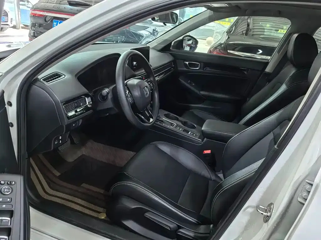Honda Civic 2023 из CN, фото 7