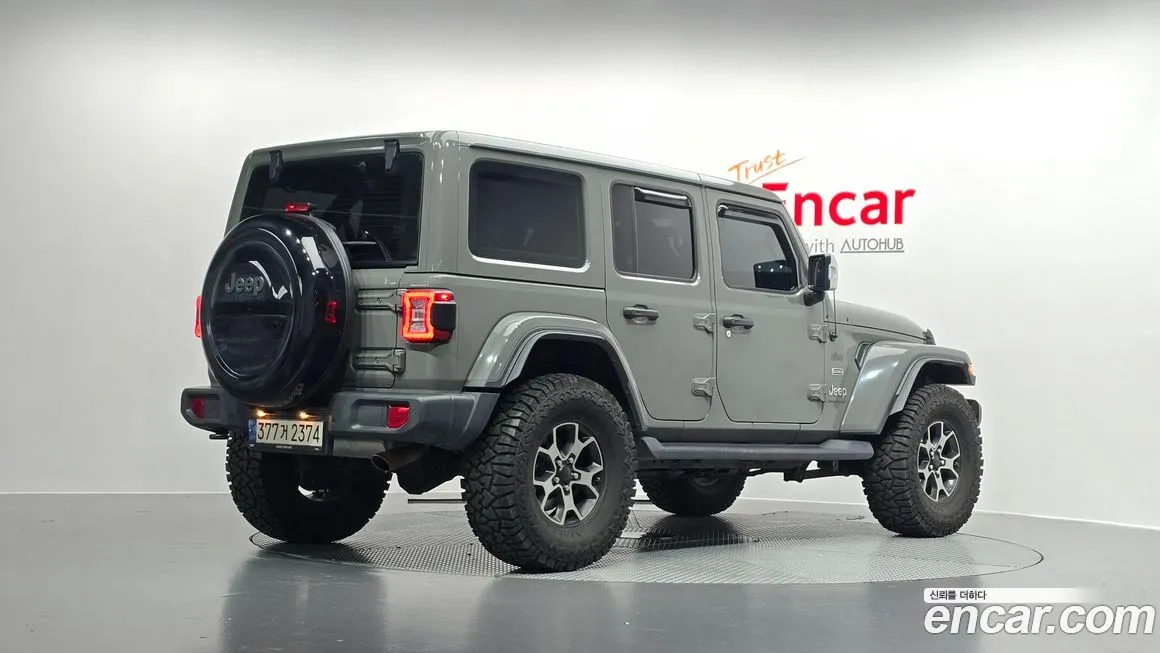 Jeep Wrangler 2023 из KR, фото 2