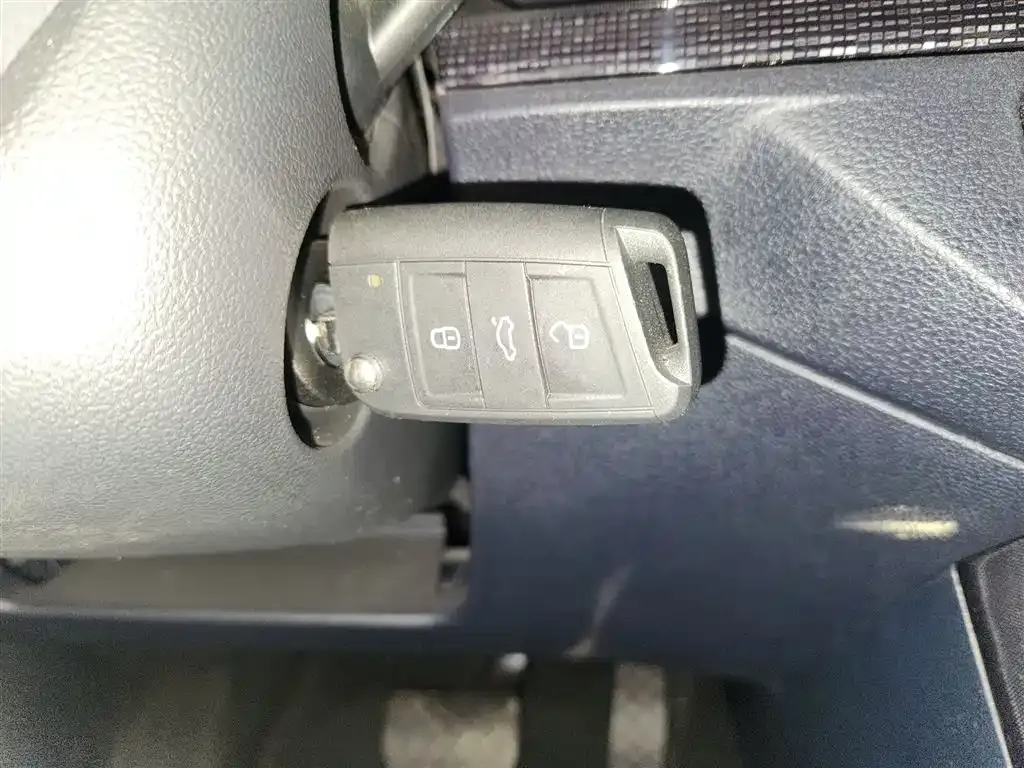 Volkswagen Lavida 2024 из CN, фото 9