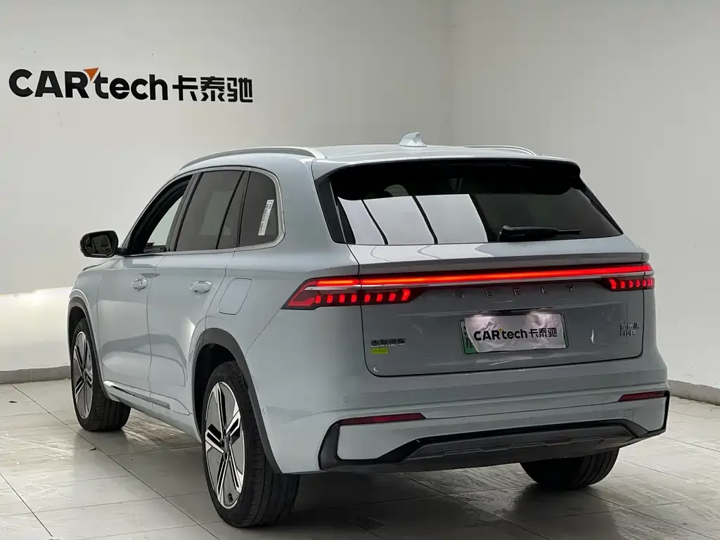 Geely Xingyue L EREV — фото 3