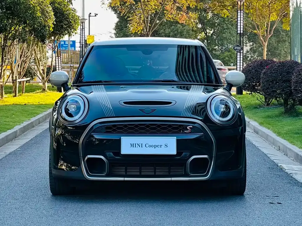 MINI Cooper (3-door) — фото 2