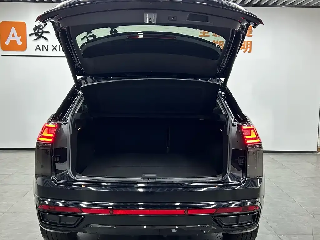 Volkswagen Teramont 2024 из CN, фото 5