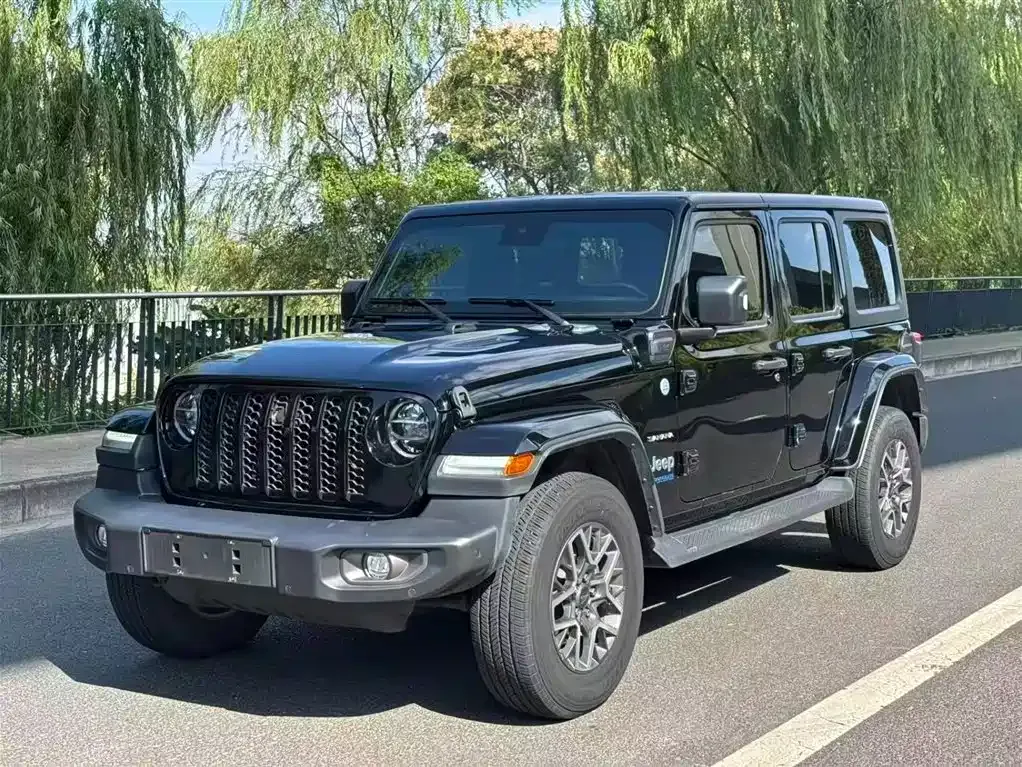 Jeep Wrangler PHEV 2022 из CN, фото 1