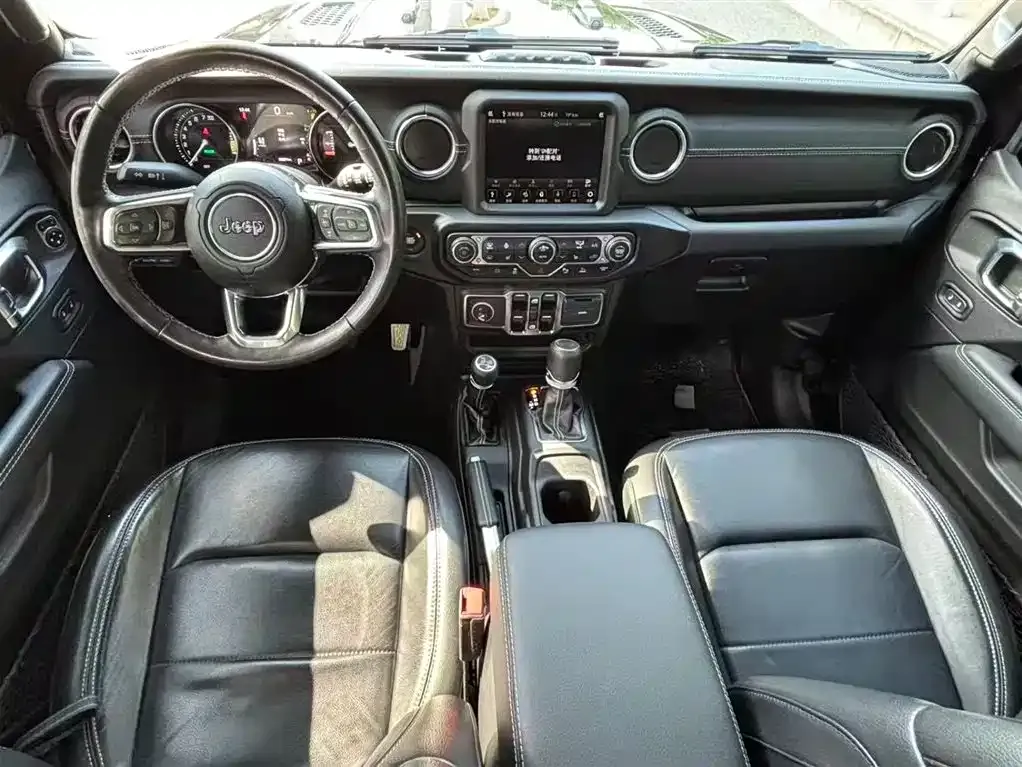 Jeep Wrangler PHEV 2022 из CN, фото 6