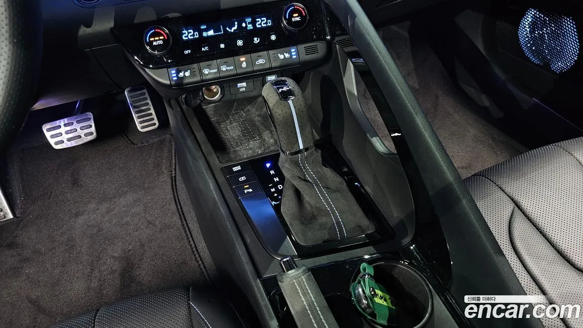 Hyundai AVANTE — фото 9