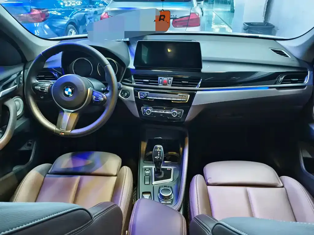 BMW X1 2021 из CN, фото 10