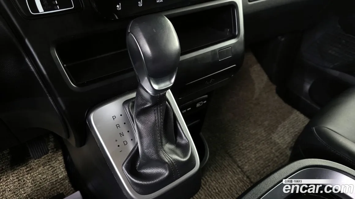 Hyundai Staria — фото 9