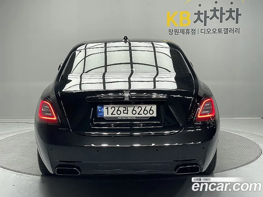 Rolls-Royce Ghost 2023 из KR, фото 4