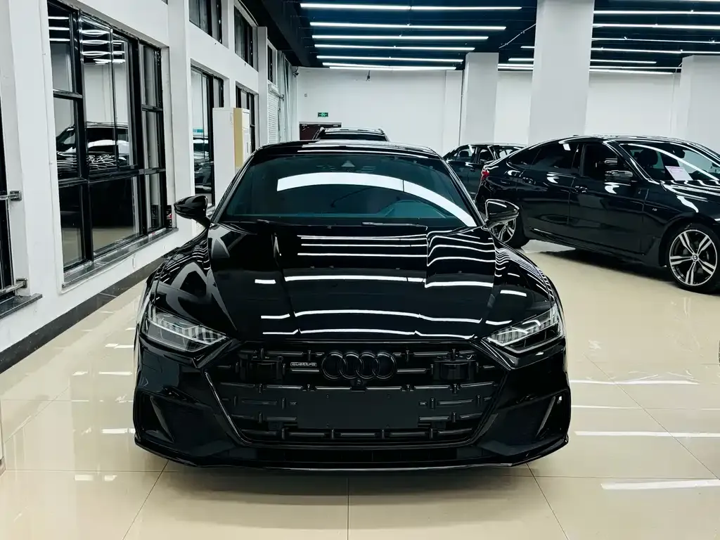 Audi A7L 2024 из CN, фото 1
